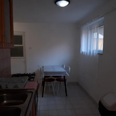 Bed and Breakfast Pero Apartman Panzio