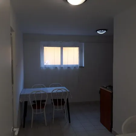 Bed and Breakfast Pero Apartman Panzio
